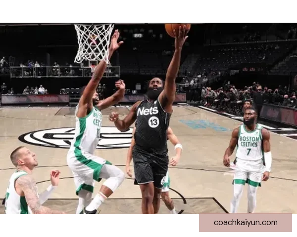 沃克职业轨迹持续提升，展现出稳定的表现与竞技状态。